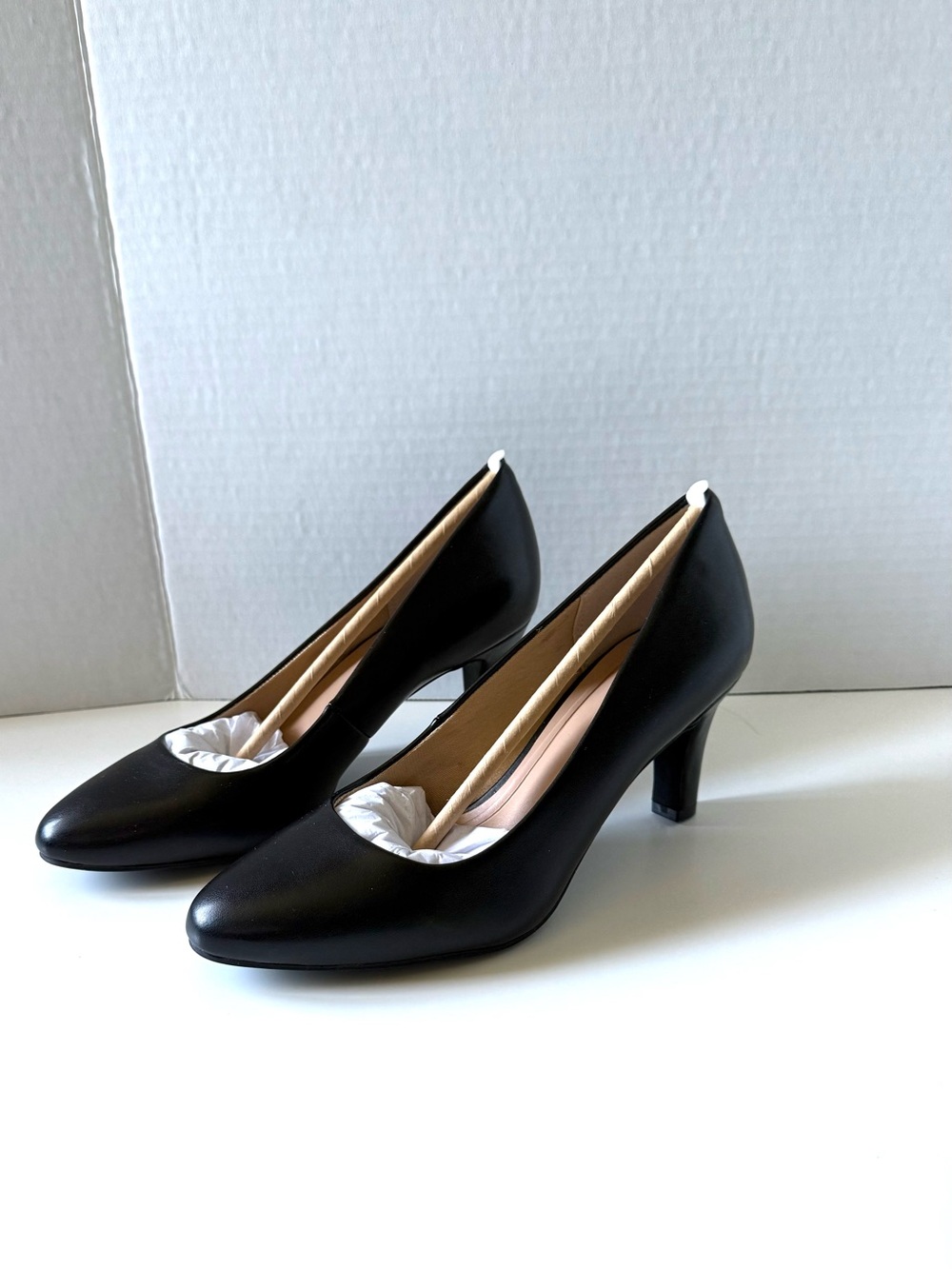 Kelly & Katie Women's Genna Pump Black Size 6M New in Box